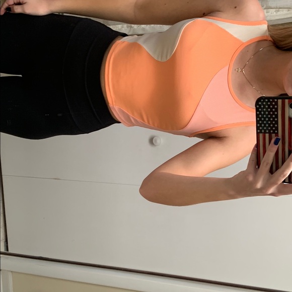 Colorblock Sleeveless Crop Top - Orange and Beige - Picture 4 of 4